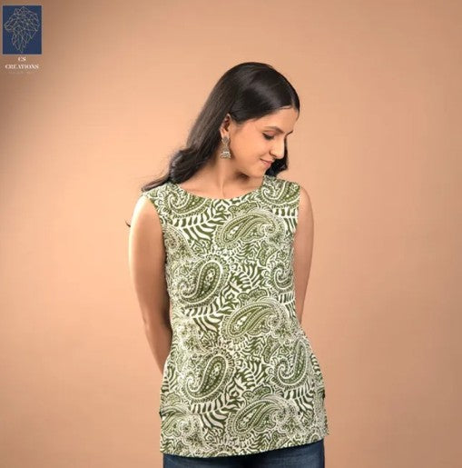 Botanical Dream Sleeveless Short Top