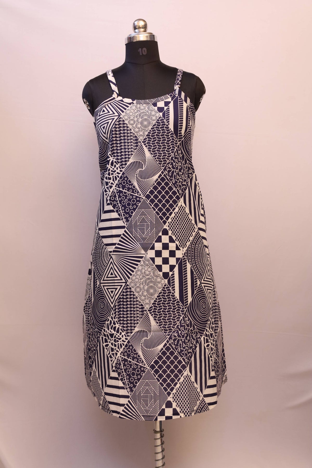 Monochrome Mosaic Spaghetti Kurti