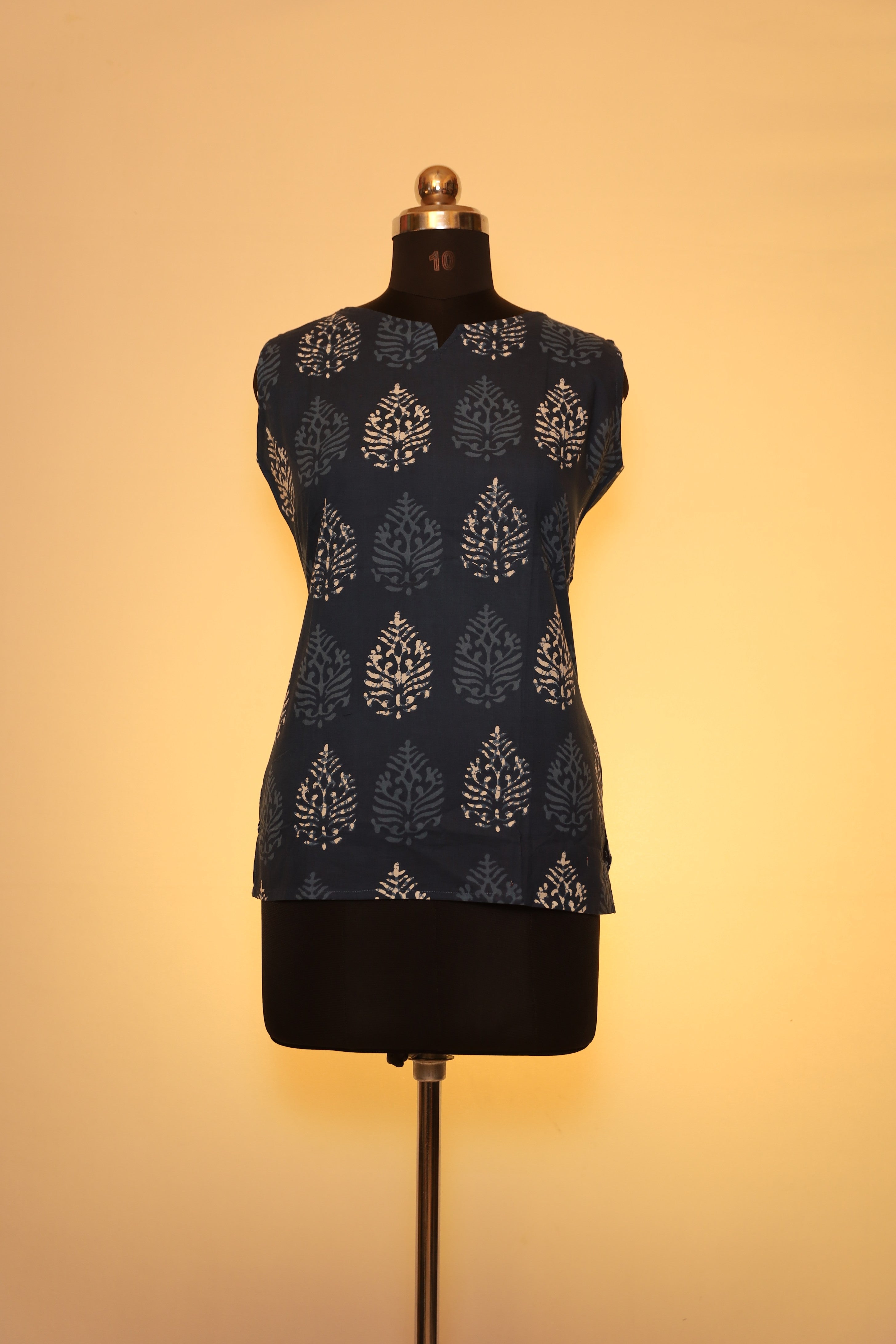 Sapphire Grove Classic Sleeveless Short Top