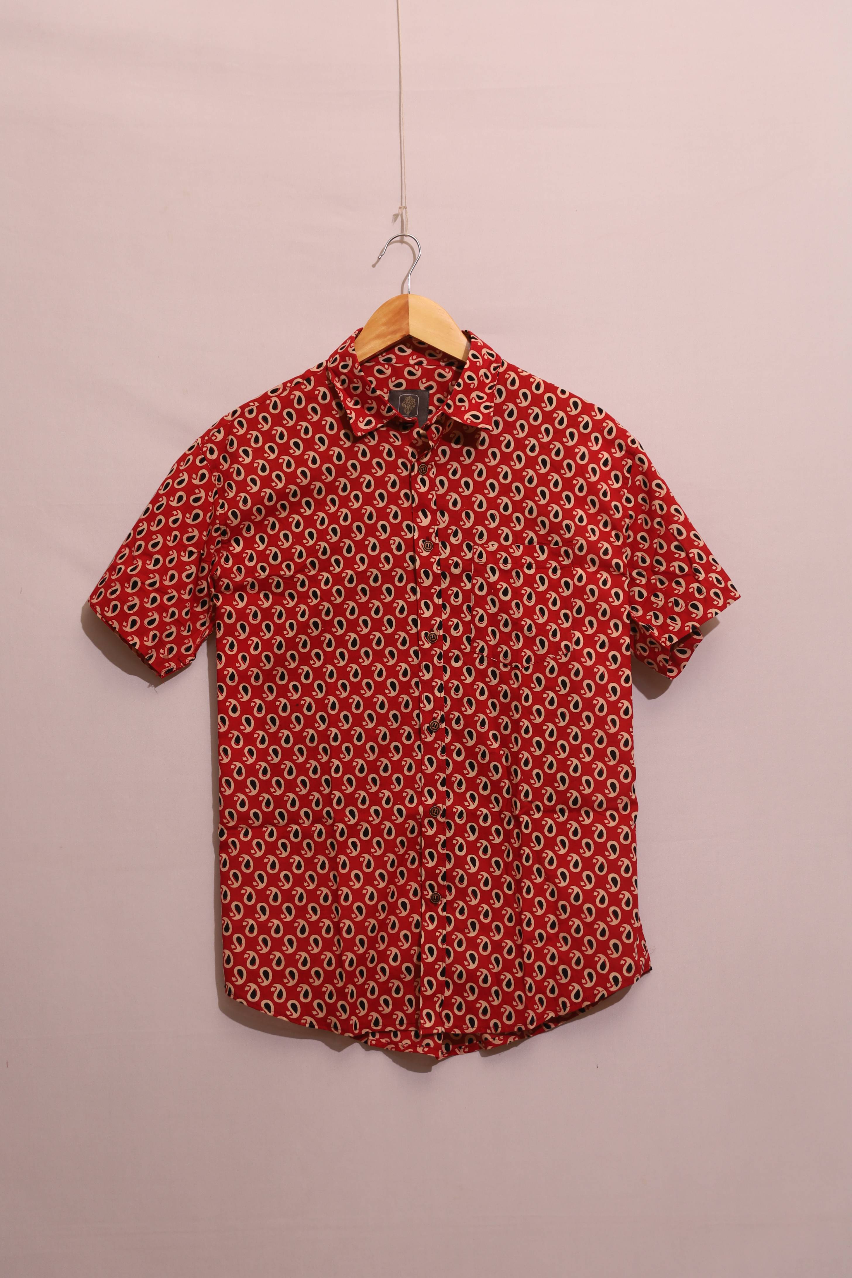 Scarlet Retro Droplet Unisex Shirt